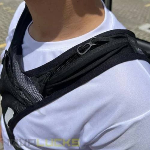 Reflektierende Laufweste mit Stauraum - RunMate™ + GRATIS - Trinkflasche